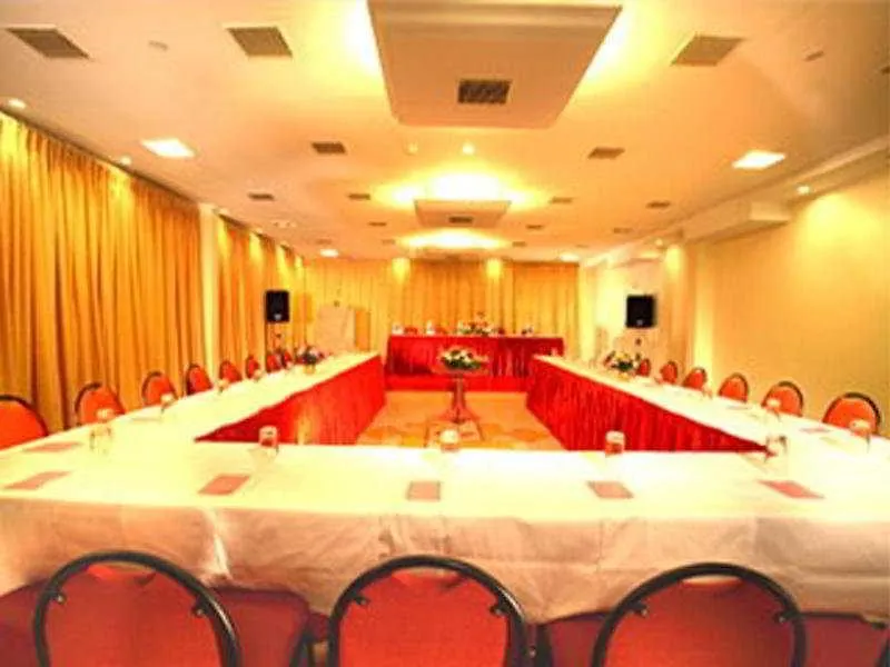 Park Central Hotel Kochi